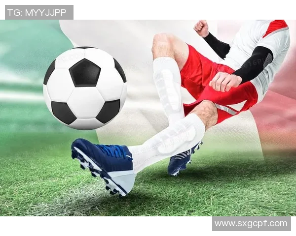 当顶级球星化身为一颗足球体验绿茵场上滚动与拼搏的奇妙旅程