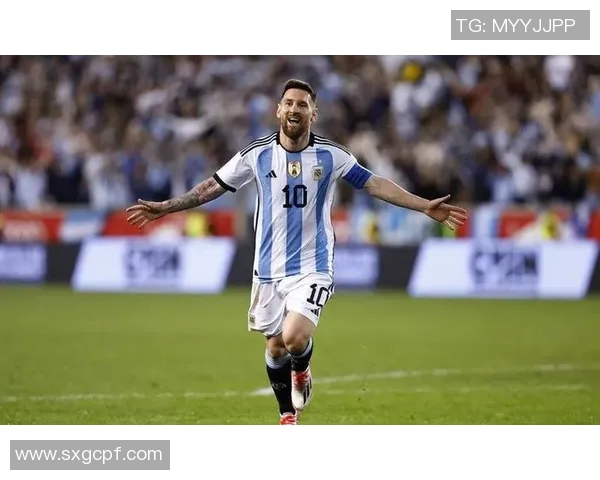 昔日足坛明星球员回顾与精彩瞬间,球场风云再现揭示背后故事 昔日足坛明星球员回顾与精彩瞬间,球场风云再现揭示背后故事